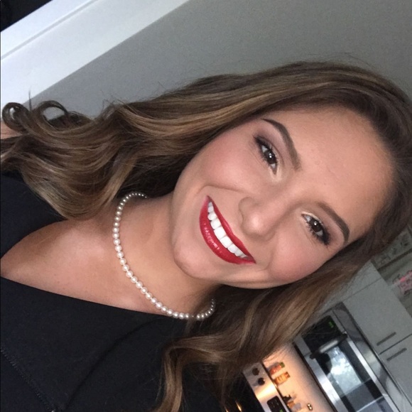 Meet your Posher, Jacee - Picture 4 of 5